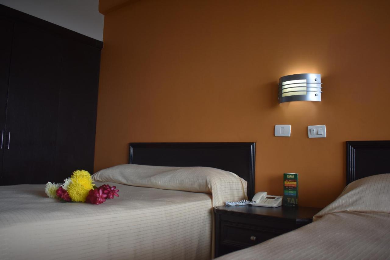 Hotel Miraflores Villahermosa Extérieur photo