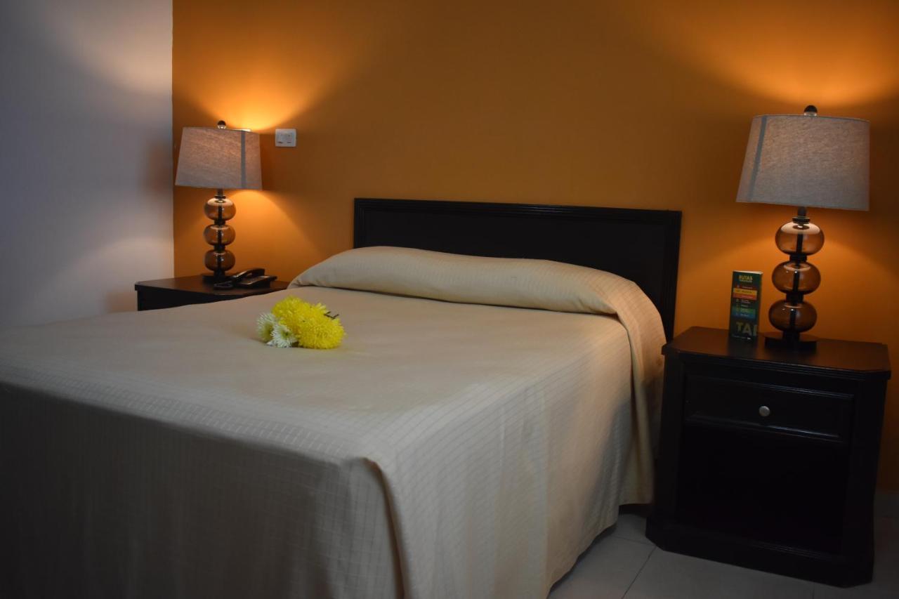Hotel Miraflores Villahermosa Extérieur photo