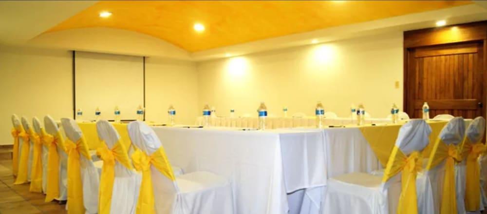 Hotel Miraflores Villahermosa Extérieur photo