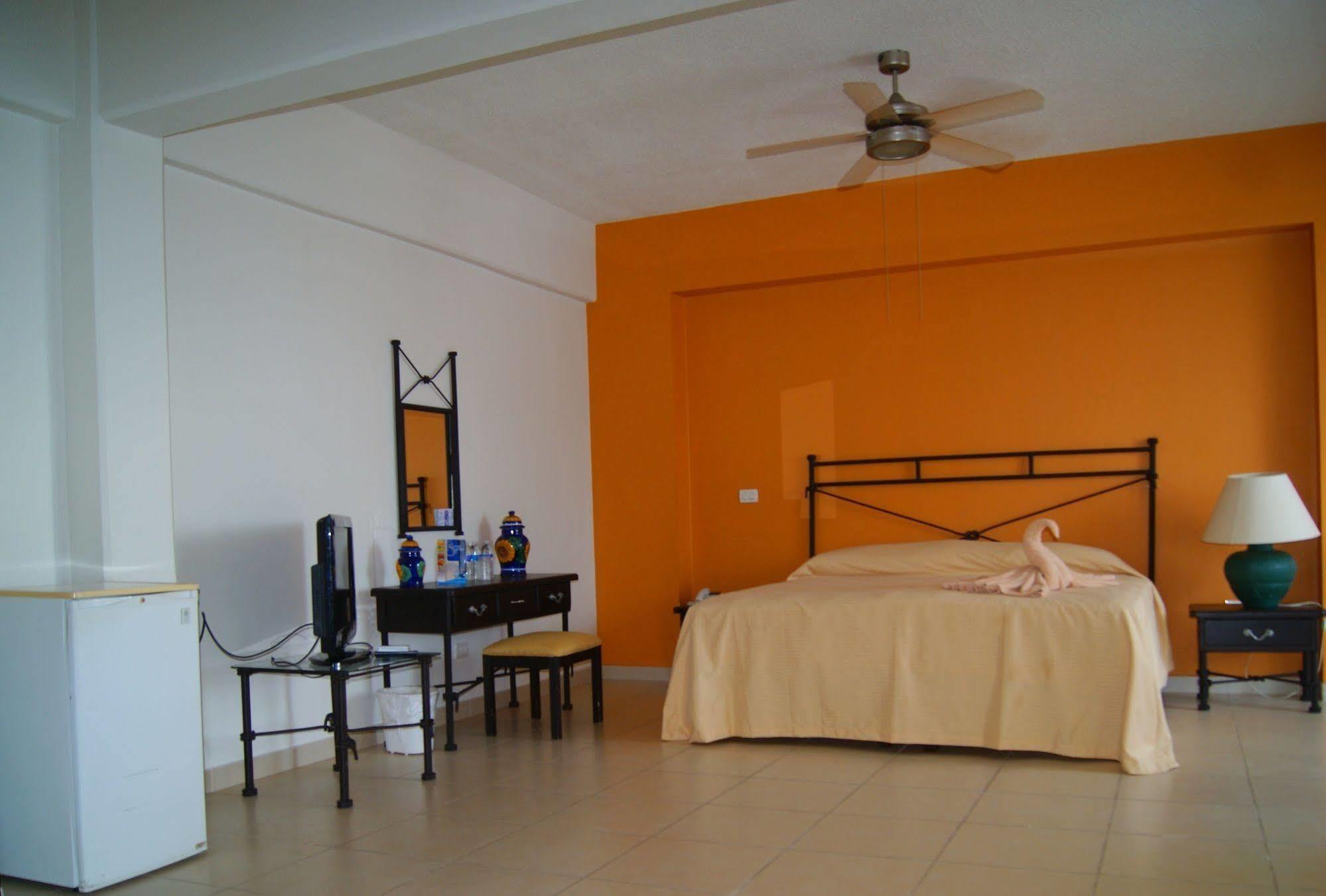 Hotel Miraflores Villahermosa Extérieur photo